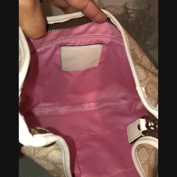 Coach Beige/Cream Signature Coated Canvas and Leather Hobo - Picture 4 of 8